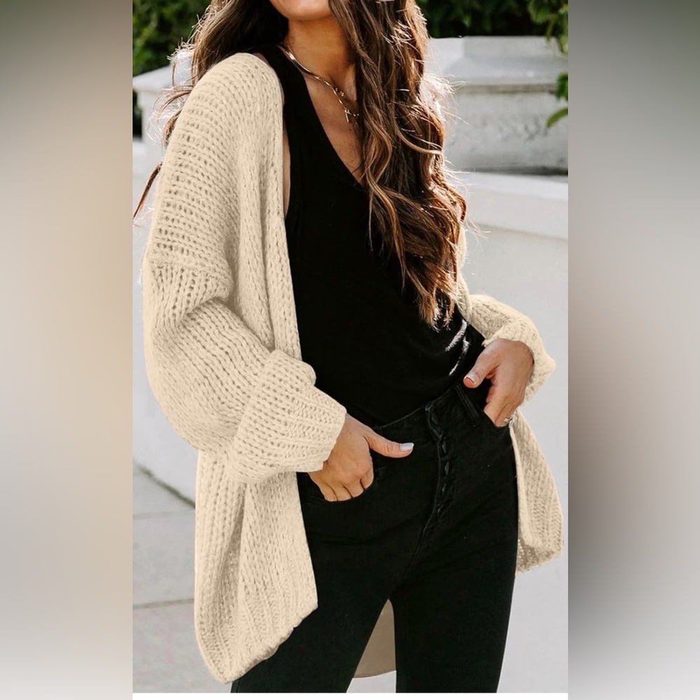 🆕Women's Sweater with Rock & Love Design - Picture 2 of 2
